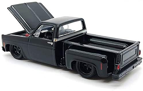 M2 Machines 1973 Chevy Custom Deluxe 10 - Black Widow - 31500-MJS32 20-92