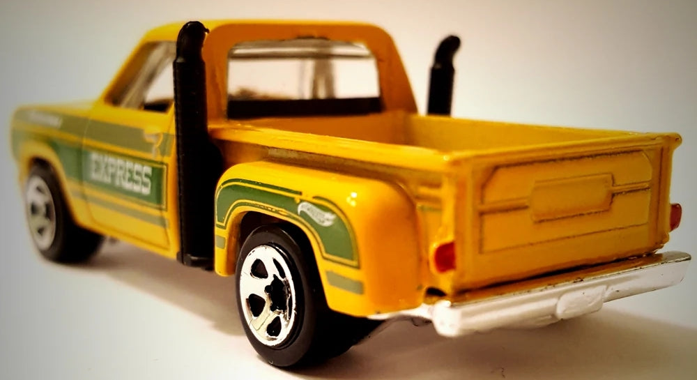 Hot Wheels 1978 Dodge Li'l Red Express Truck HW Hot Trucks DTX77 - Raro