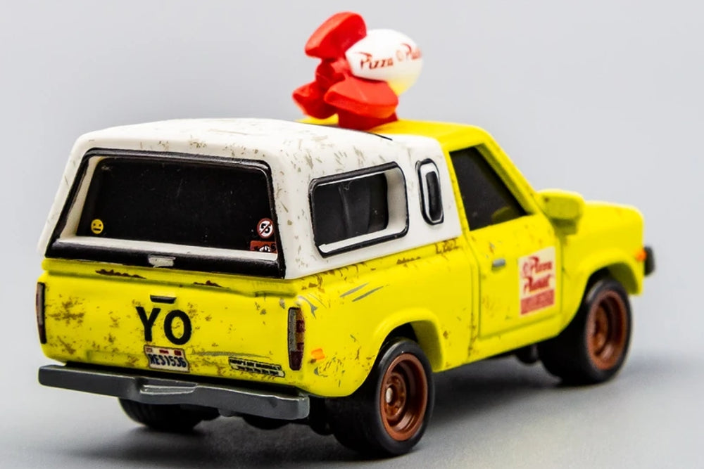 Camión Hot Wheels Pop Culture Pizza Planet FYP65 - Premium con pasajeros reales - Toy Story