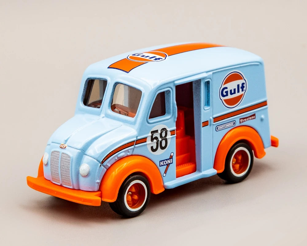 Camion laitier MATCHBOX Collectors Gulf Oil Divco GRK29 - Premium avec pneus True Grip