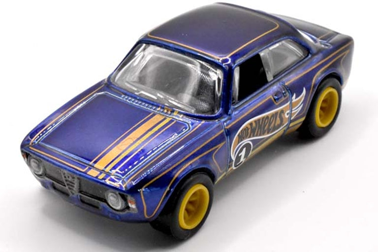 Alfa Romeo Giulia Sprint GTA Edición Coleccionista Hot Wheels 2022 - Exclusivo de Dollar General - HCW08
