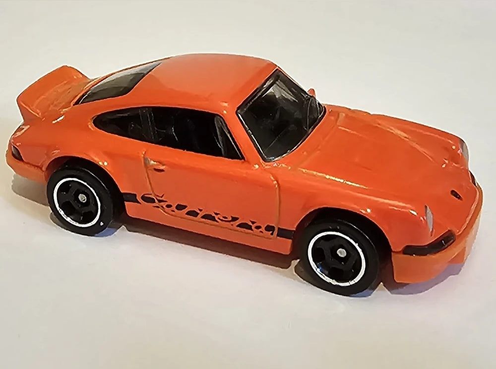 Hot Wheels Porsche 911 Carrera RS 2.7 HW Retro Racers HKJ82