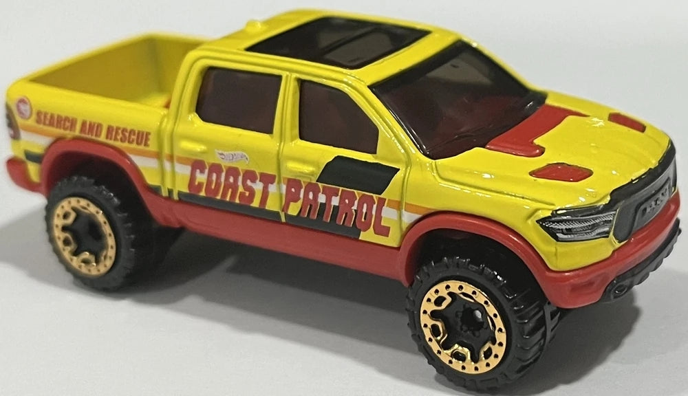 Hot Wheels 2020 Ram 1500 Rebel HW Rescue HKL04 - Chasse au trésor - Plus (+) une Hot Wheel en bonus