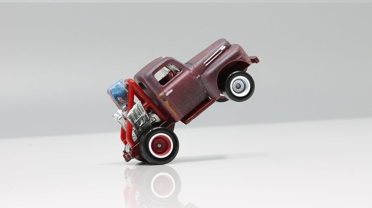 Hot Wheels Ford F6 Roadkill Stubby Bob HKN08 de 1950 - Premium con pilotos reales - Motor Trend