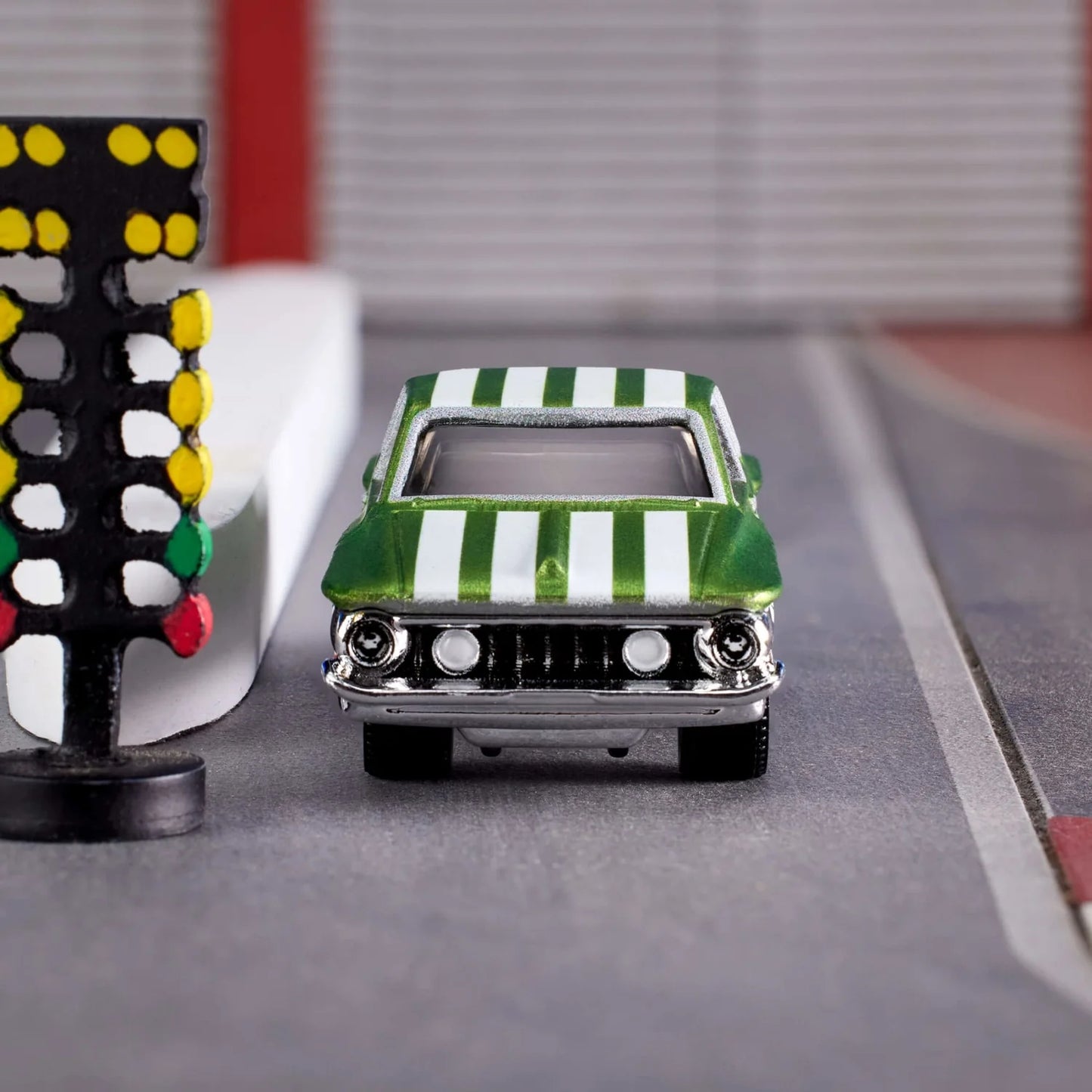 MATCHBOX Collectors 1962 Plymouth Savoy - HLJ81