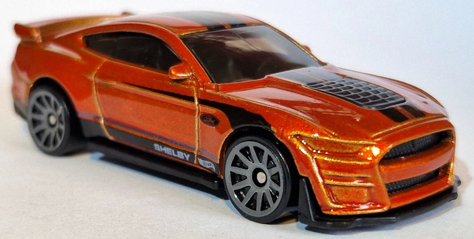 Hot Wheels 2020 Ford Mustang Shelby GT500 HW Mustang 60.º aniversario JBB16