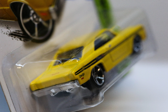 Hot Wheels '74 Brazilian Dodge Charger HW Workshop BDD21 - Plus (+) a Bonus Hot Wheel - Rare and HTF