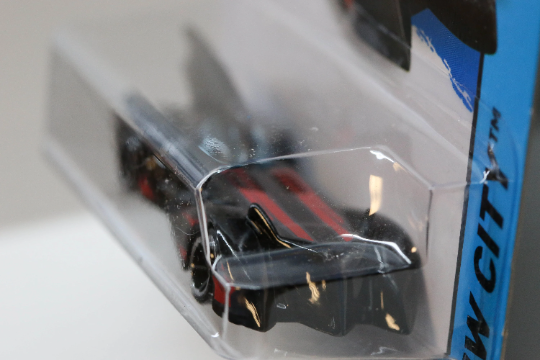 Batimóvil Hot Wheels (The Brave and the Bold) HW City CFL45 - Más (+) un Hot Wheel de bonificación - Raro y HTF