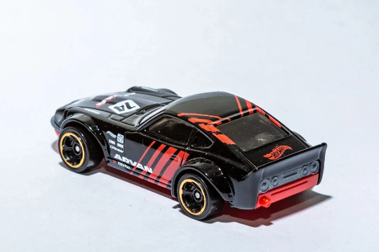 Hot Wheels Nissan Fairlady Z HW Nightburnerz DTY77