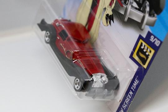 Hot Wheels Cruella De Vil HW Screen Time FJW04 - Más (+) una Hot Wheel adicional: Panther De Ville