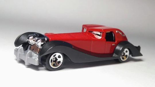 Hot Wheels Cruella De Vil HW Screen Time FJW04 - Más (+) una Hot Wheel adicional: Panther De Ville