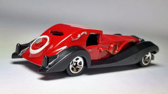 Hot Wheels Cruella De Vil HW Screen Time FJW04 - Más (+) una Hot Wheel adicional: Panther De Ville