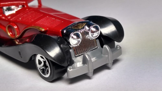 Hot Wheels Cruella De Vil HW Screen Time FJW04 - Más (+) una Hot Wheel adicional: Panther De Ville