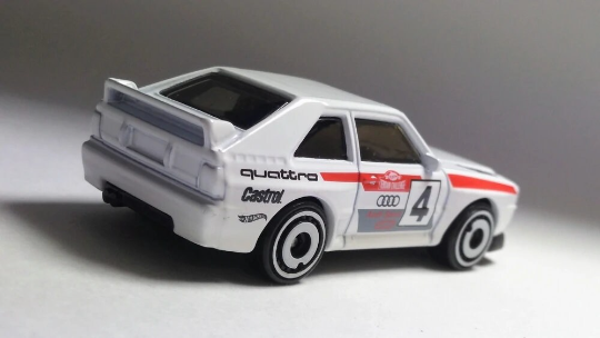Hot Wheels Audi Sport Quattro HW Baja Blazers FWG04 del 84