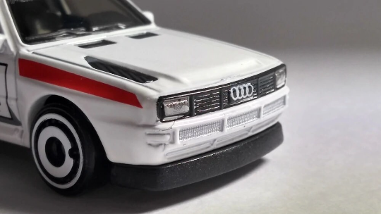 Hot Wheels Audi Sport Quattro HW Baja Blazers FWG04 del 84