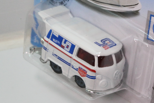 Hot Wheels Kool Kombi HW Volkswagen FYF74 - Plus (+) un bonus Hot Wheel - Magnus Walker