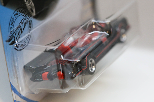 Batmobile HW Batman GHB94 de la série télévisée Hot Wheels