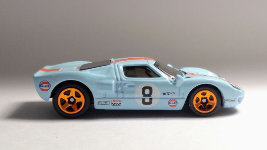 Hot Wheels Ford GT-40 HW Race Day GHC55 - Gulf Livery