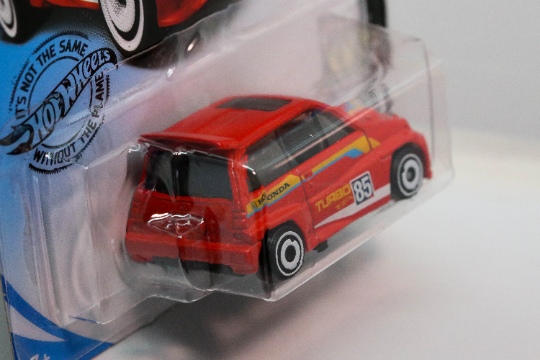 Hot Wheels '85 Honda City Turbo II HW Race Day GHF22 - Más (+) un Hot Wheel de bonificación