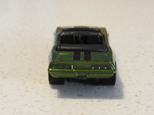 Hot Wheels '69 Camaro HW Roadsters GHG06 - Más (+) un Hot Wheel de bonificación