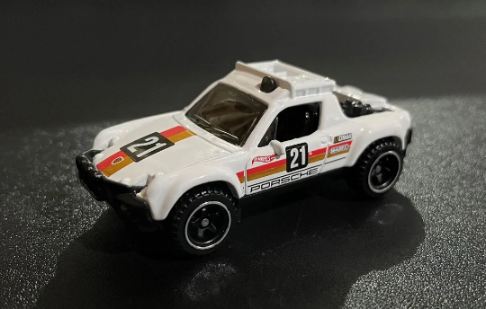 Hot Wheels Porsche 914 Safari HW Exotics GRY88 - Plus (+) a Bonus Hot Wheel