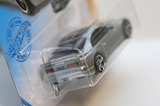 Hot Wheels Nissan 300ZX Twin Turbo HW Turbo GTD24 - ZAMAC #011 - Exclusivo de Walmart - Más (+) un Hot Wheel de bonificación - Raro y VHTF
