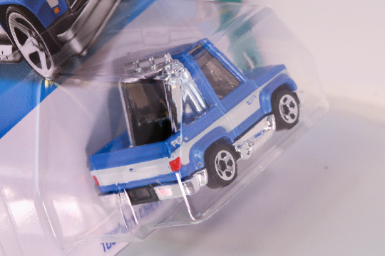 Chevrolet Silverado '83 con toon HW Tooned HCT26 de Hot Wheels