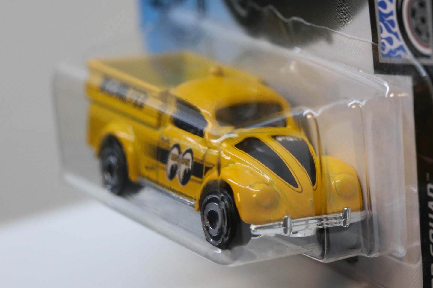Hot Wheels '49 Volkswagen Beetle Pickup HW Rod Squad GHD23 - Plus (+) une Hot Wheel en bonus