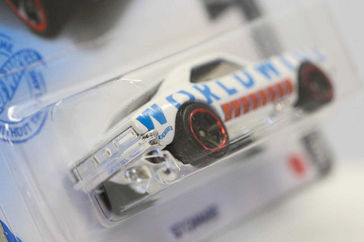 Hot Wheels '67 Camaro HW Dream Garage GRY12 - Más (+) un Hot Wheel de bonificación