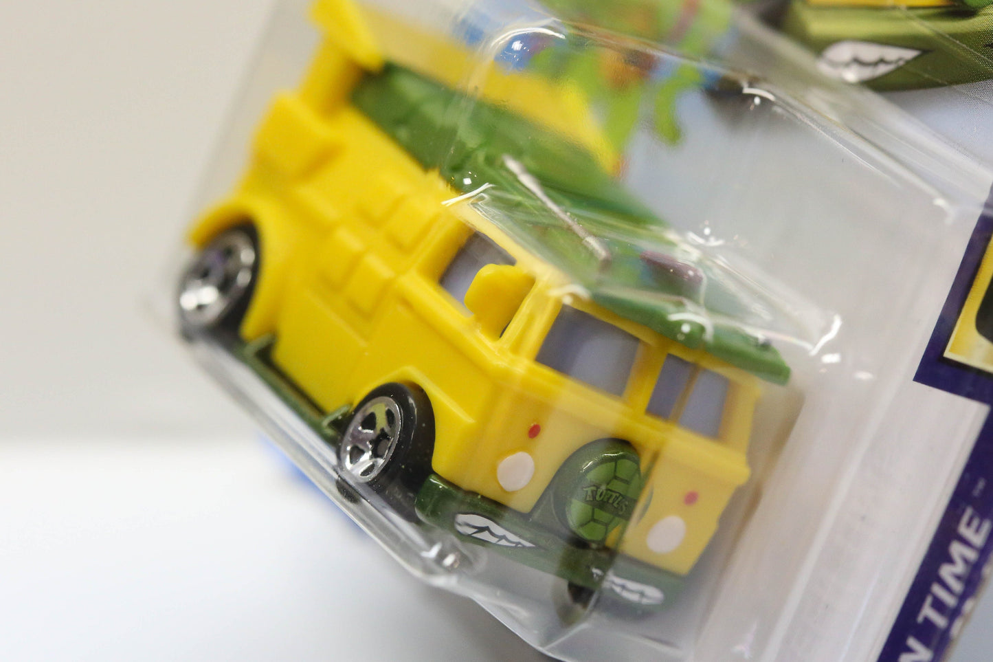 Carro de fiesta Hot Wheels HW Screen Time GRX96 - TMNT