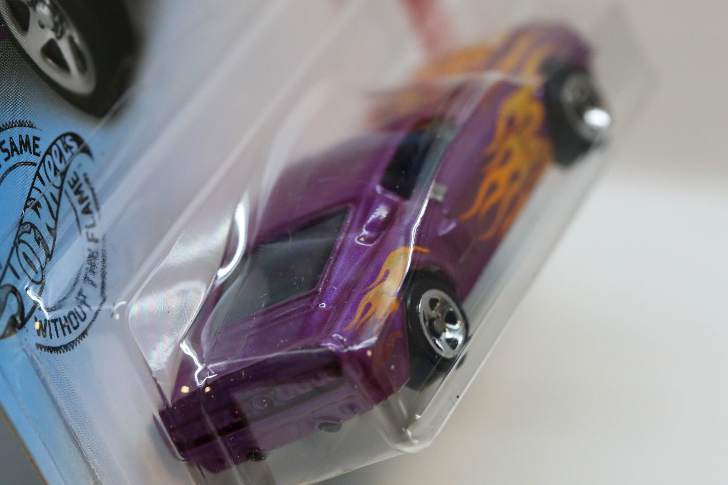 Hot Wheels '69 Shelby GT500 HW Flames GHF58 - Más (+) un Hot Wheel de bonificación