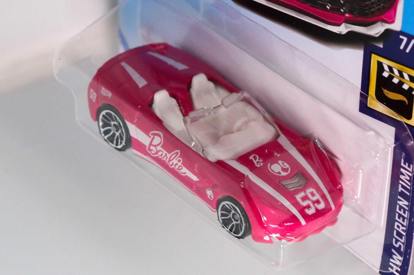 Hot Wheels '14 Corvette Stingray Barbie HW Screen Time FJW39 - Édition 50e anniversaire - Plus (+) une Hot Wheel bonus - Rare et VHTF