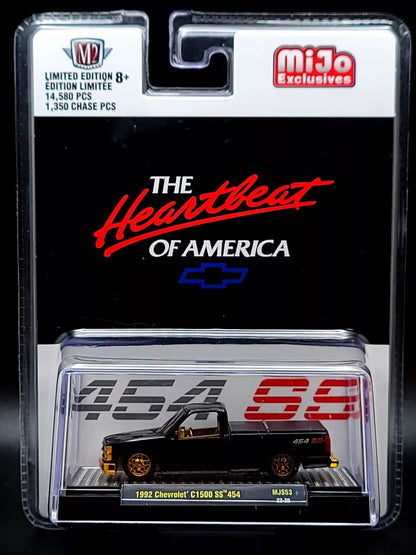 M2 Machines 1992 Chevrolet C1500 SS 454 - 31500-MJ53 - Chase