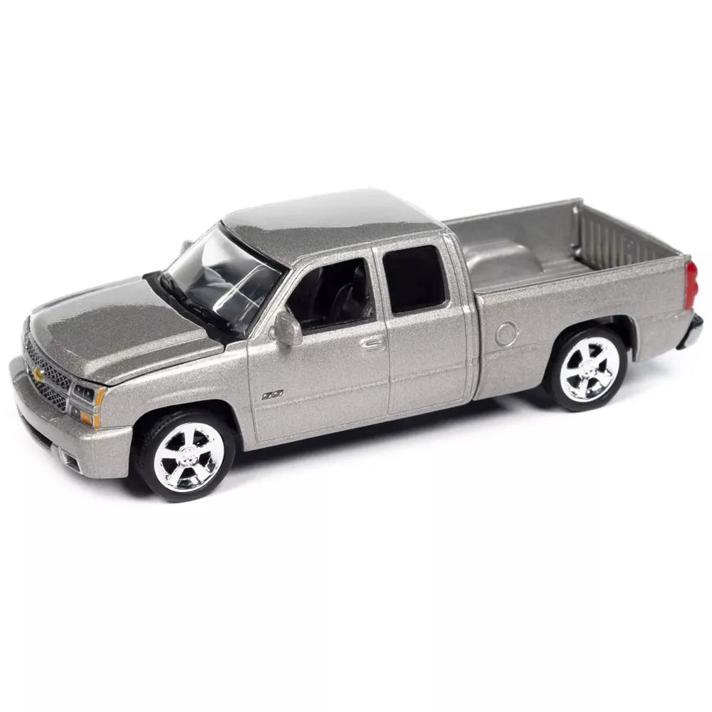Auto World 1980 Chevy Custom Deluxe 10 Stepside Pickup AWSP057 - Negro medianoche