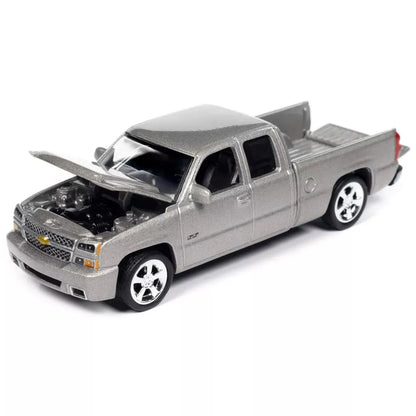 Auto World 1980 Chevy Custom Deluxe 10 Stepside Pickup AWSP057 - Negro medianoche