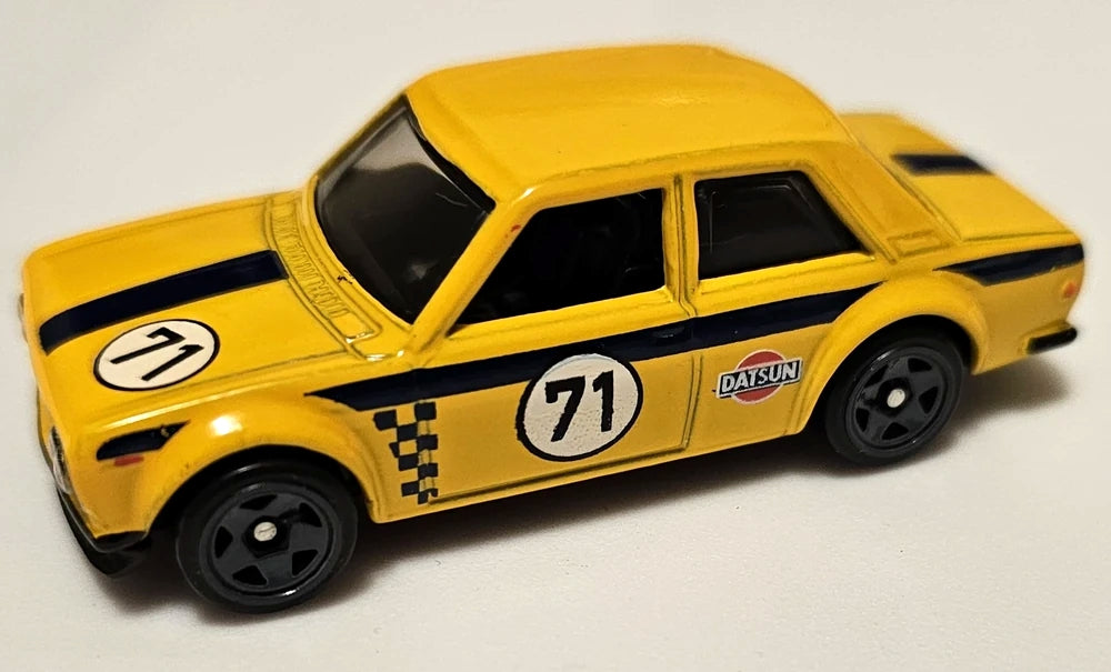 Hot Wheels Serie Escena Callejera de los 90 2025 - JCB57-GDG44 - Conjunto completo