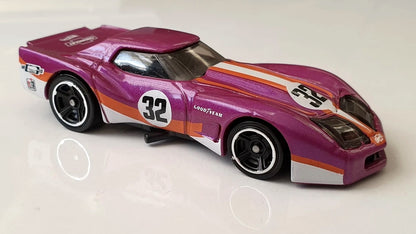 Hot Wheels '76 Greenwood Corvette HW Modified - HTB67