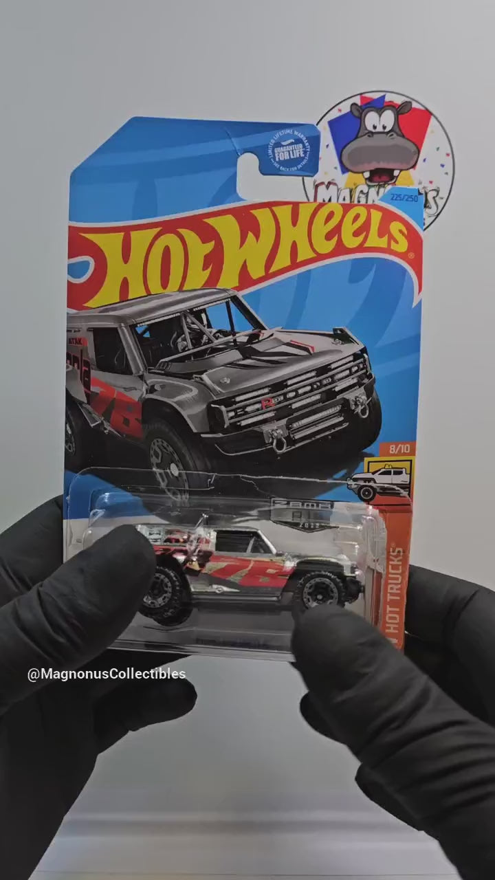 Hot Wheels Ford Bronco R HW Hot Trucks HKL34 - ZAMAC #012