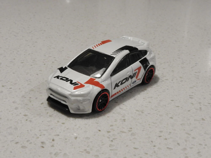 Broken Blister - Hot Wheels Ford Focus RS HW Speed Graphics DTX64 - Plus (+) a Bonus Hot Wheel - Rare and HTF - Broken Blister