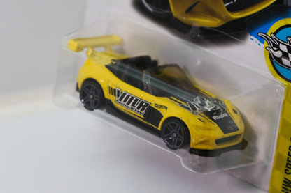 Hot Wheels '15 Mazda MX-5 Miata HW Speed Graphics DTX65 - Plus (+) a Bonus Hot Wheel