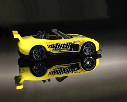 Hot Wheels '15 Mazda MX-5 Miata HW Speed Graphics DTX65 - Plus (+) a Bonus Hot Wheel