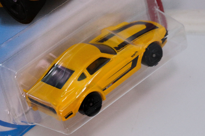 Hot Wheels Nissan Fairlady Z HW Nissan FYD18 - Plus (+) a Bonus Hot Wheel