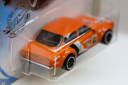 Hot Wheels '70 Ford Escort RS1600 HW Baja Blazers GHB86 - Plus (+) a Bonus Hot Wheel