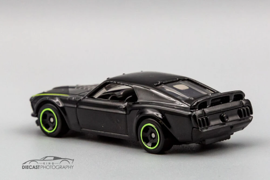 Hot Wheels '69 Ford Mustang Boss 302 HW Muscle Mania GHD06