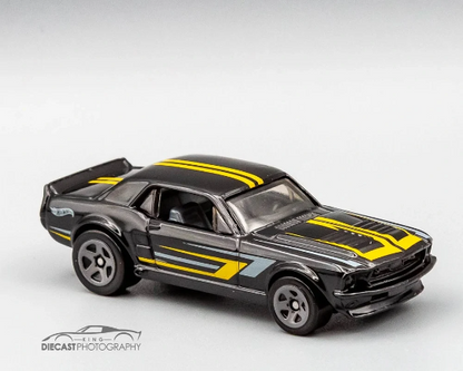 Hot Wheels '67 Ford Mustang Coupe HW Muscle Mania GTC15