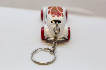 Hot Wheels Volkswagen Beetle HW Holiday Racers GTC73 Keychain - Valentine Edition - Plus (+) a Bonus Hot Wheel