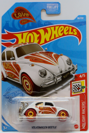 Hot Wheels Volkswagen Beetle HW Holiday Racers GTC73 Keychain - Valentine Edition - Plus (+) a Bonus Hot Wheel