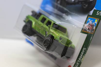 Hot Wheels '20 Jeep Gladiator HW Getaways GTC83 - Plus (+) a Bonus Hot Wheel