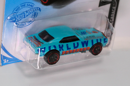 Hot Wheels '67 Camaro HW Dream Garage GTD32 - Dollar General Exclusive - Plus (+) a Bonus Hot Wheel - Rare