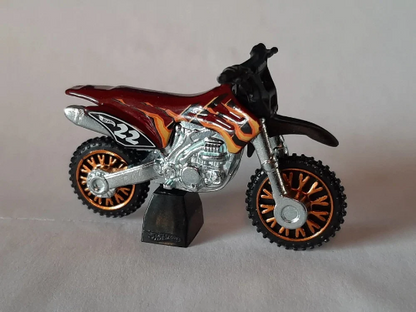 Hot Wheels HW450F Motorcycle HW Baja Blazers HCV55 - Plus (+) a Bonus Hot Wheel